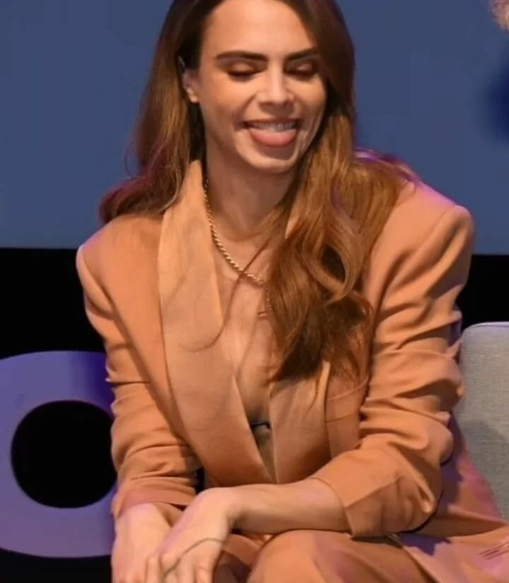 cara-delevingne gallery photo #1703