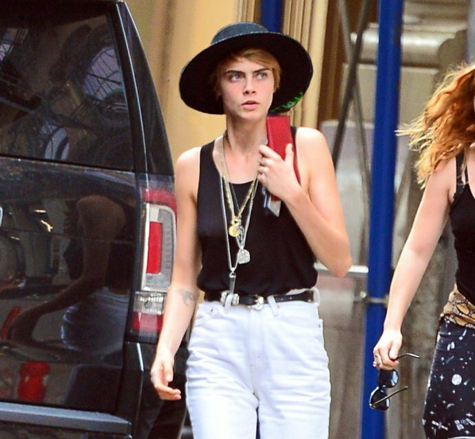 cara-delevingne gallery photo #1731