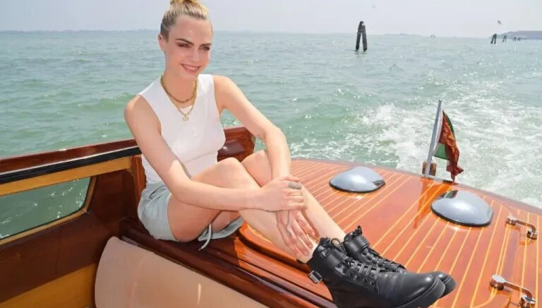 cara-delevingne Nude Leaks OnlyFans Photos #2099 - LeakJerk