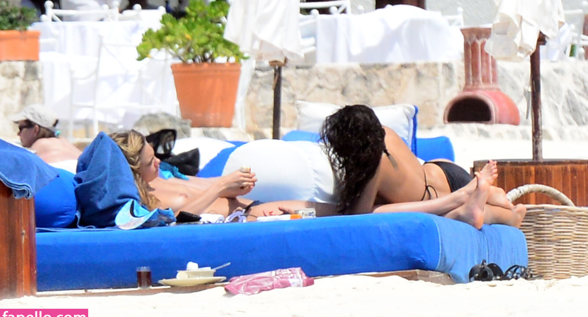 cara-delevingne gallery photo #813