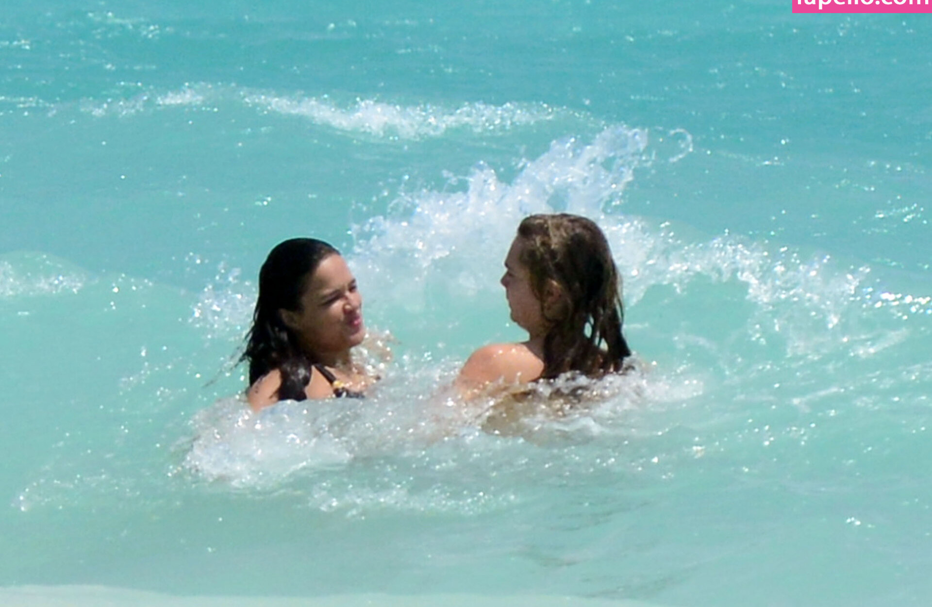 cara-delevingne gallery photo #818