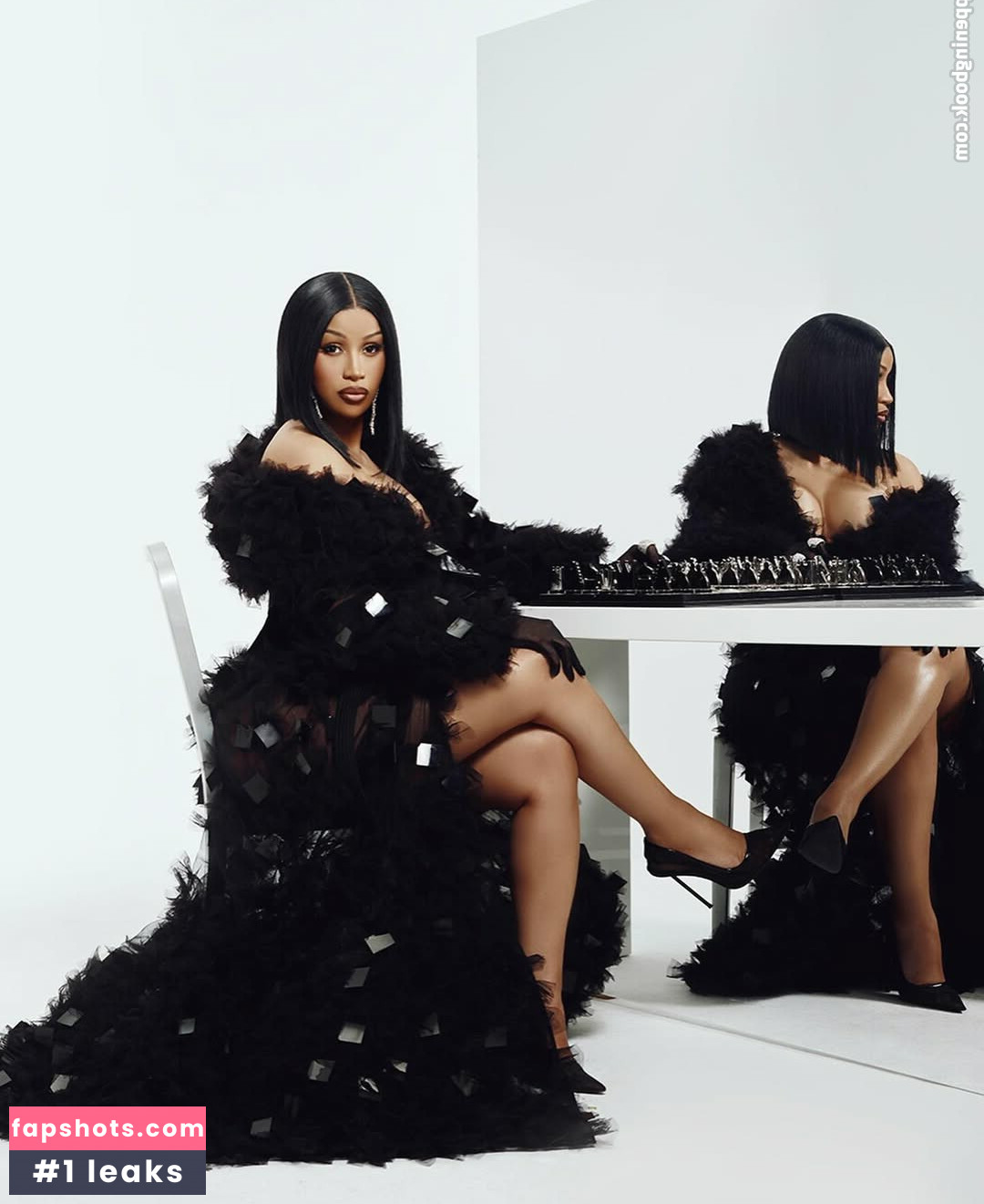 Cardi B gallery photo #2