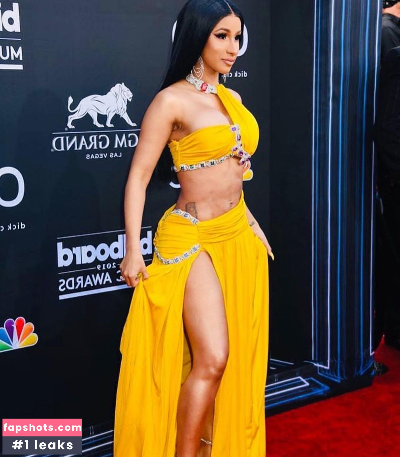 Cardi B gallery photo #1201