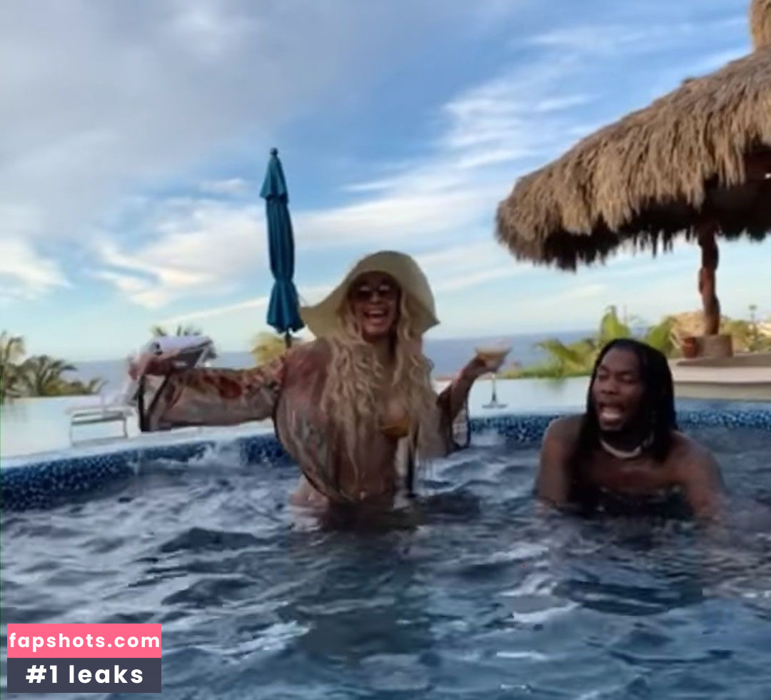 Cardi B gallery photo #1204