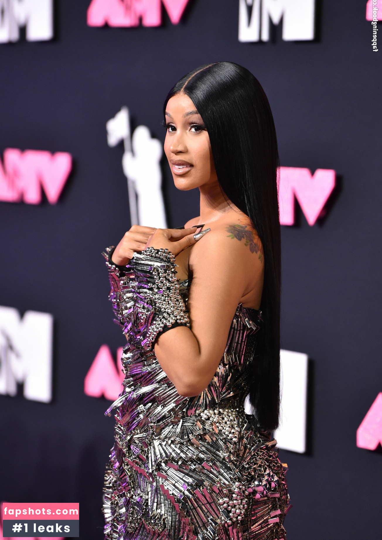 Cardi B Nahé úniky fotek pouze od fanoušků #132 - Fapshots