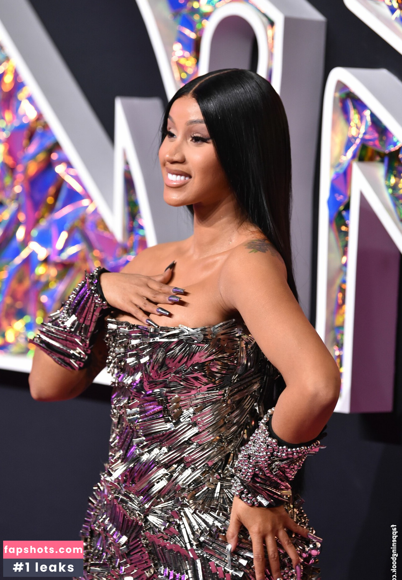 Cardi B Nahé úniky fotek pouze od fanoušků #133 - Fapshots