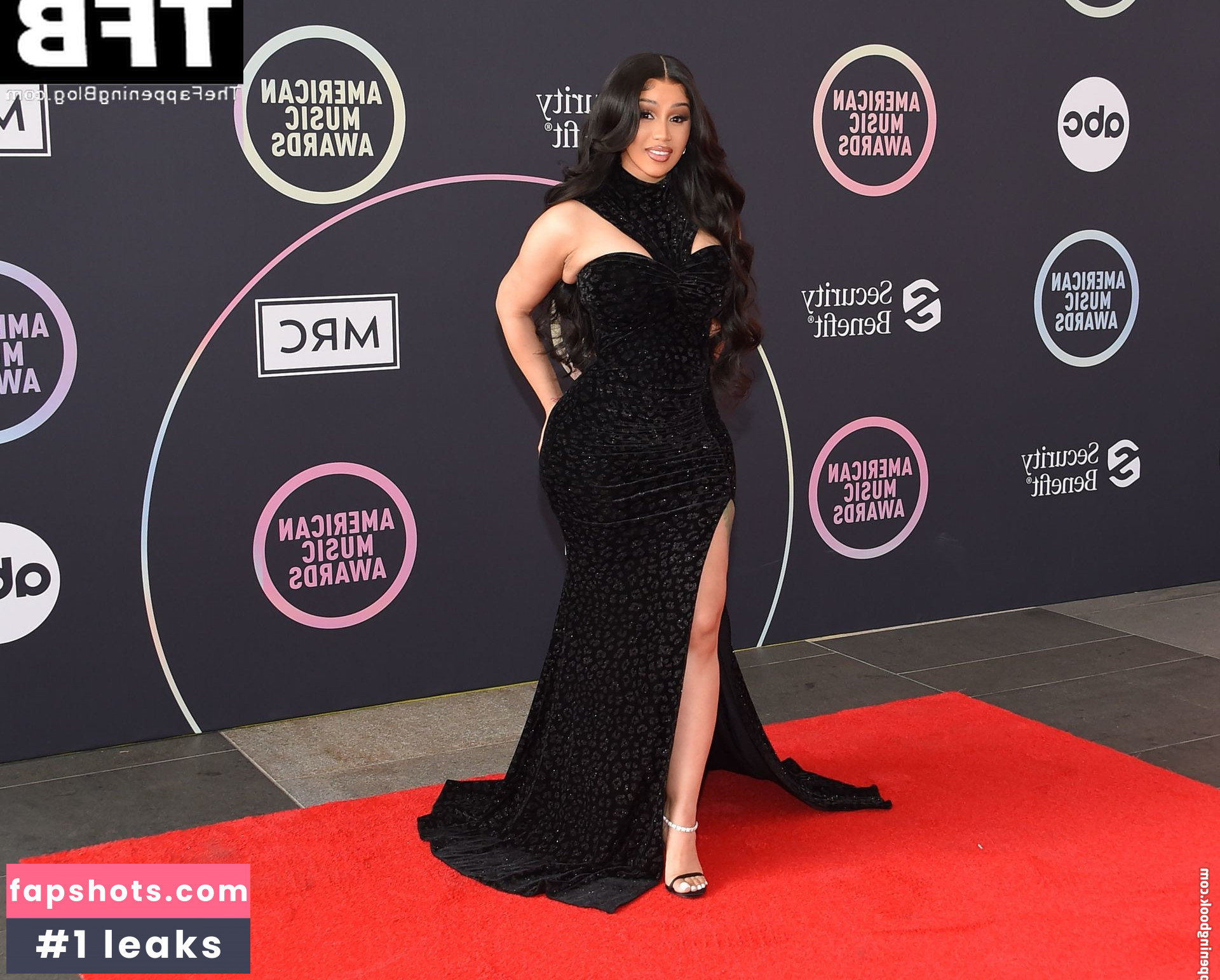 Cardi B gallery photo #309