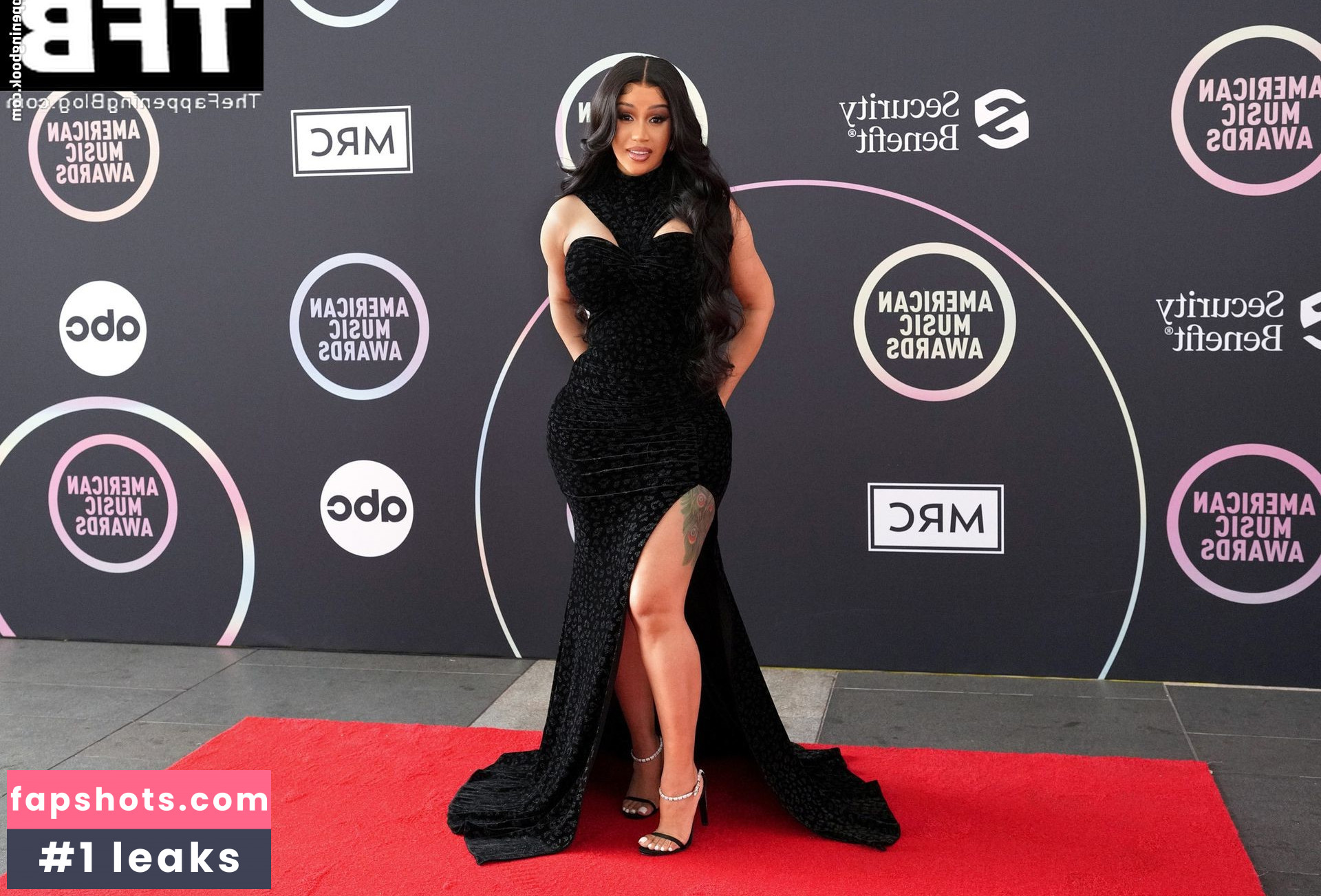 Cardi B gallery photo #320