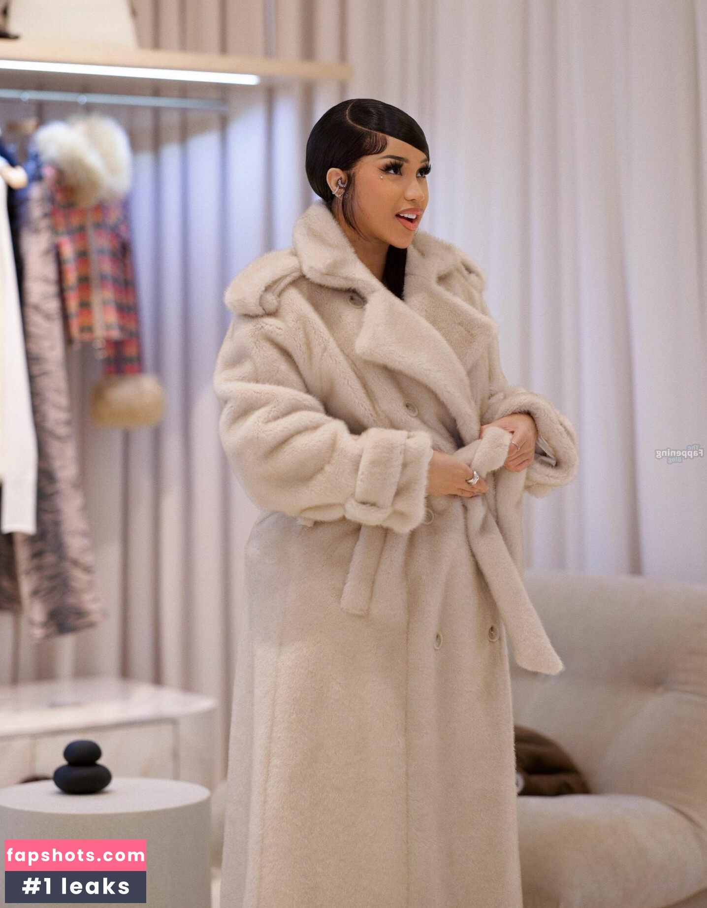 Cardi B gallery photo #33