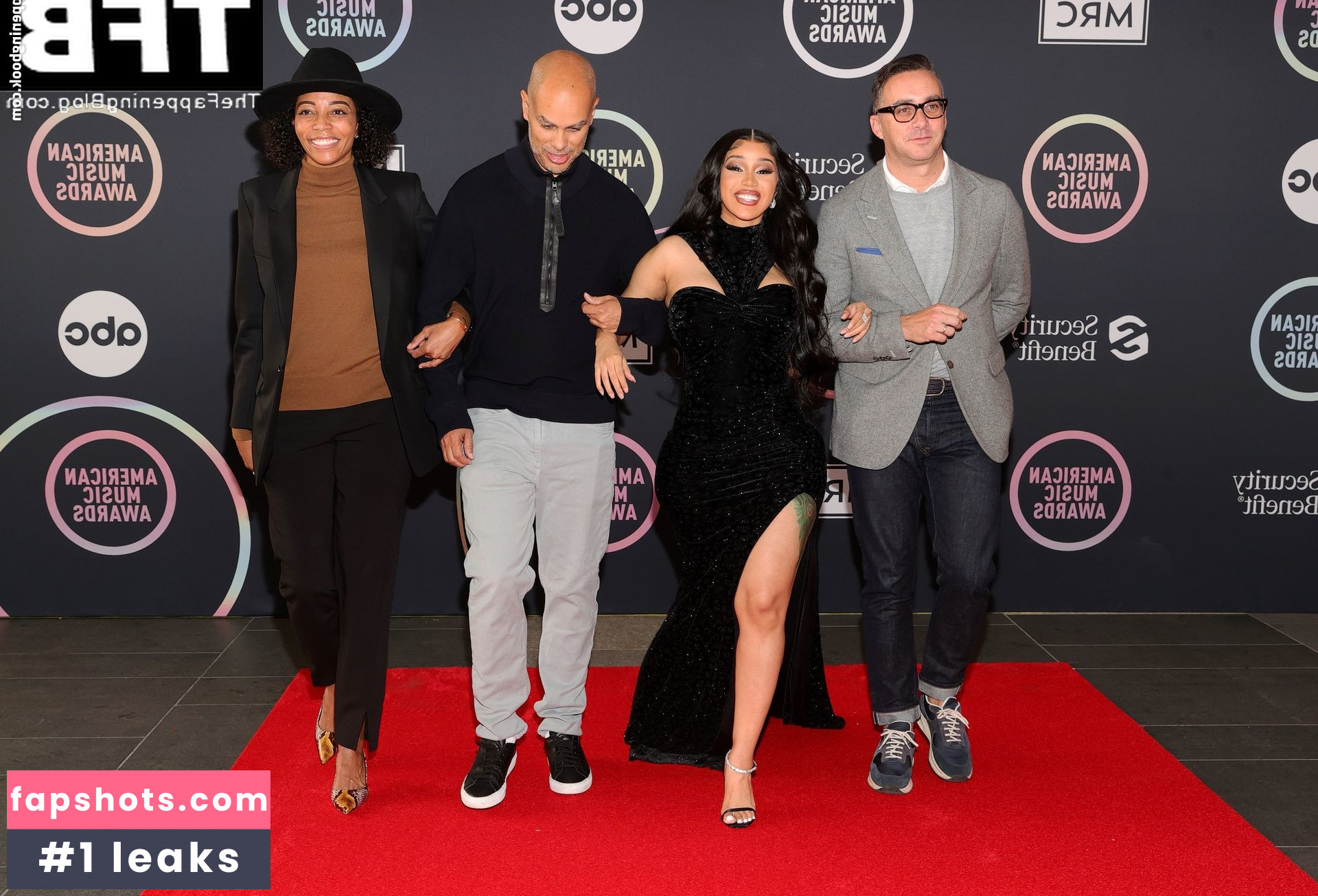 Cardi B gallery photo #327