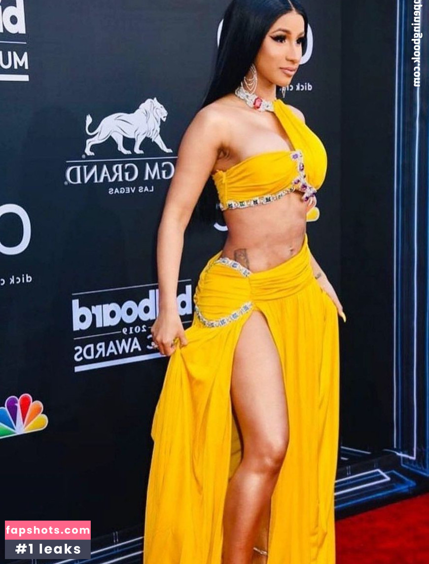 Cardi B gallery photo #371