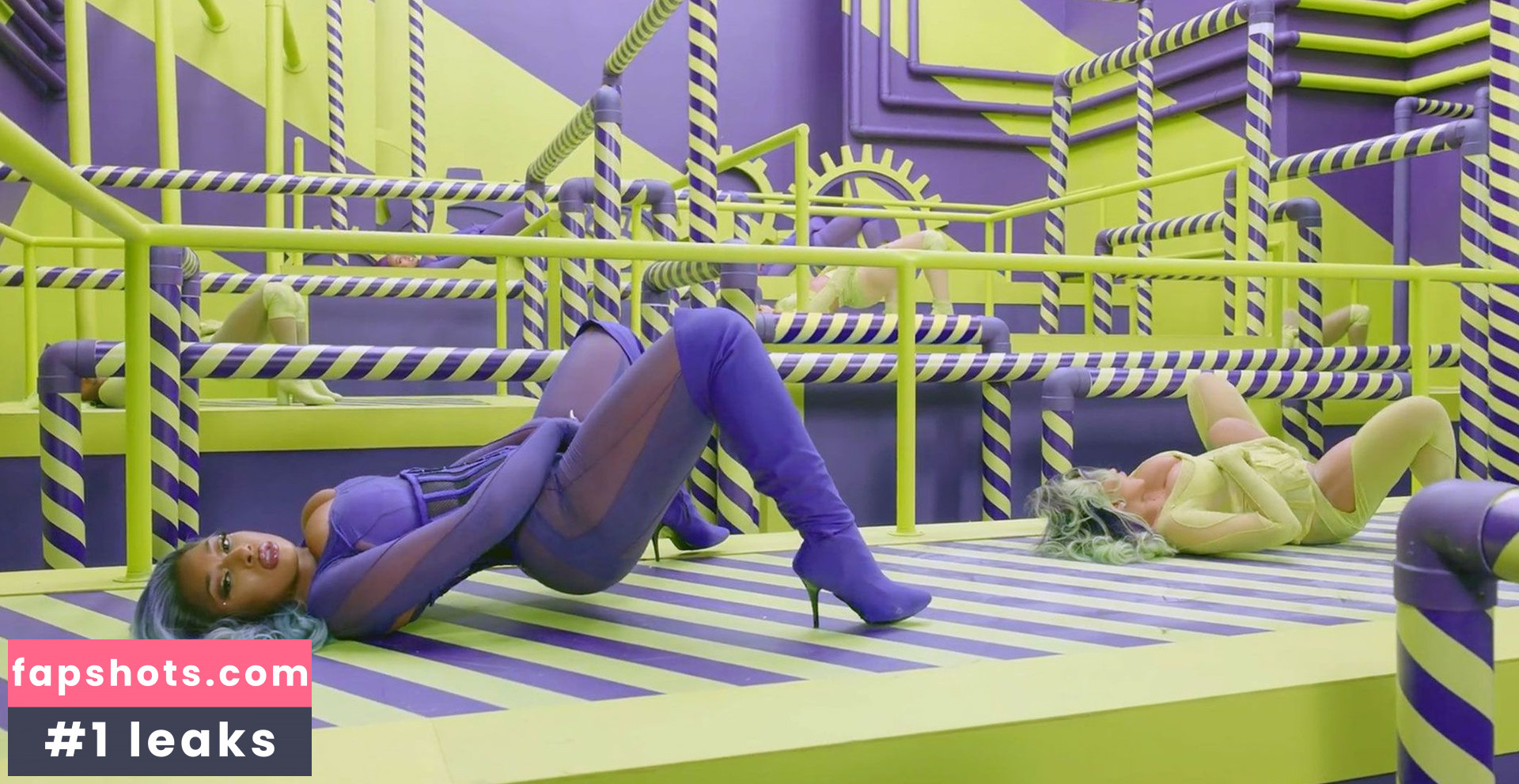 Cardi B gallery photo #425