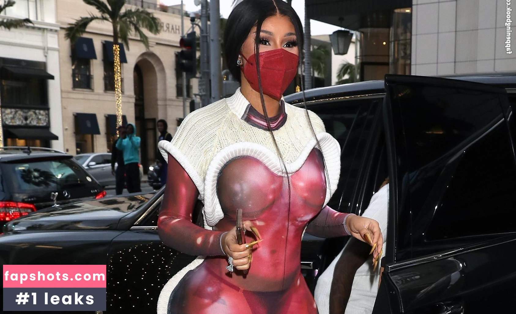 Cardi B gallery photo #480