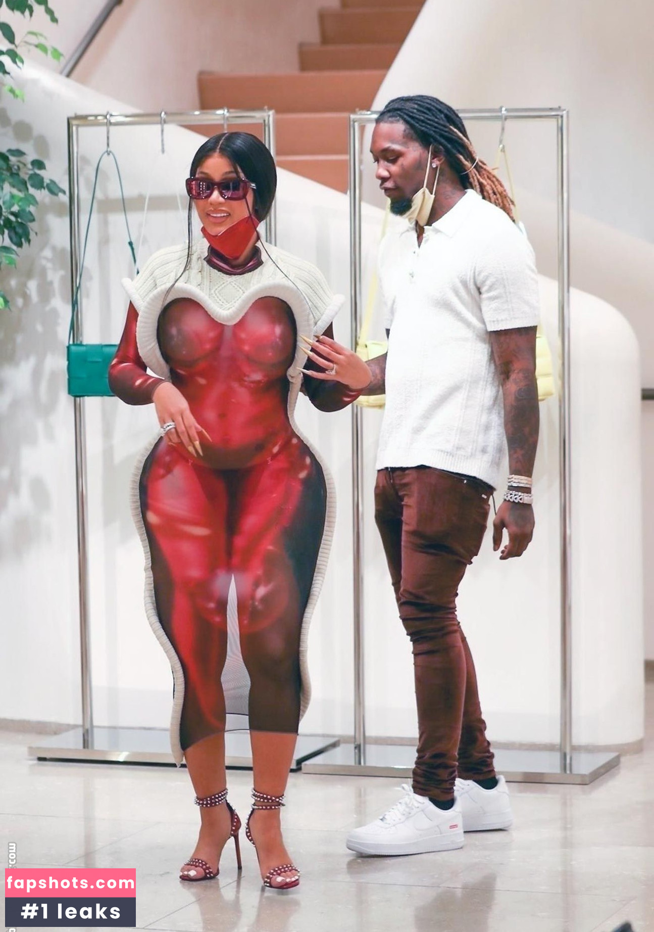 Cardi B gallery photo #484