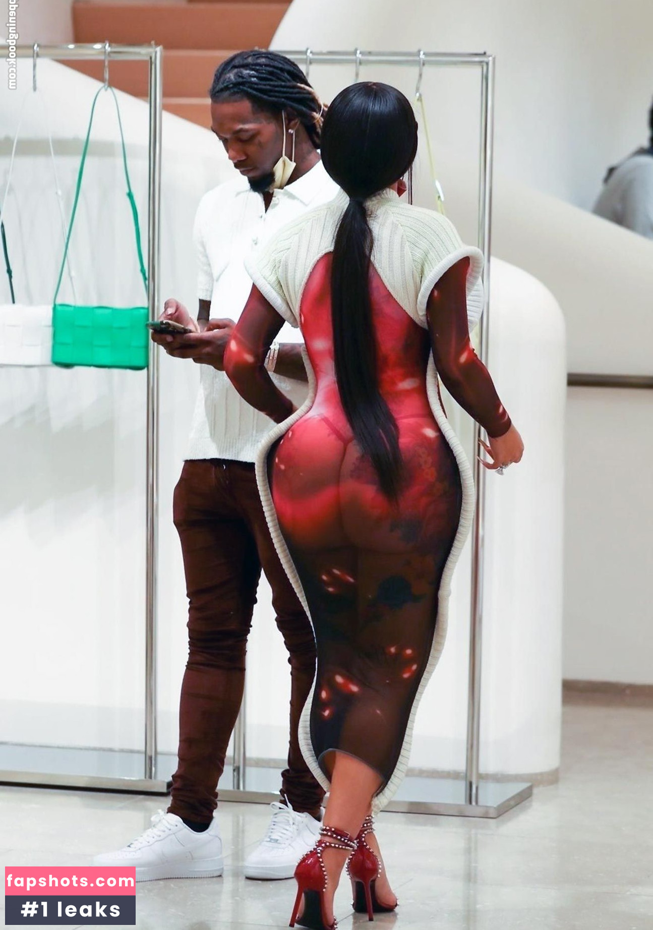 Cardi B gallery photo #488