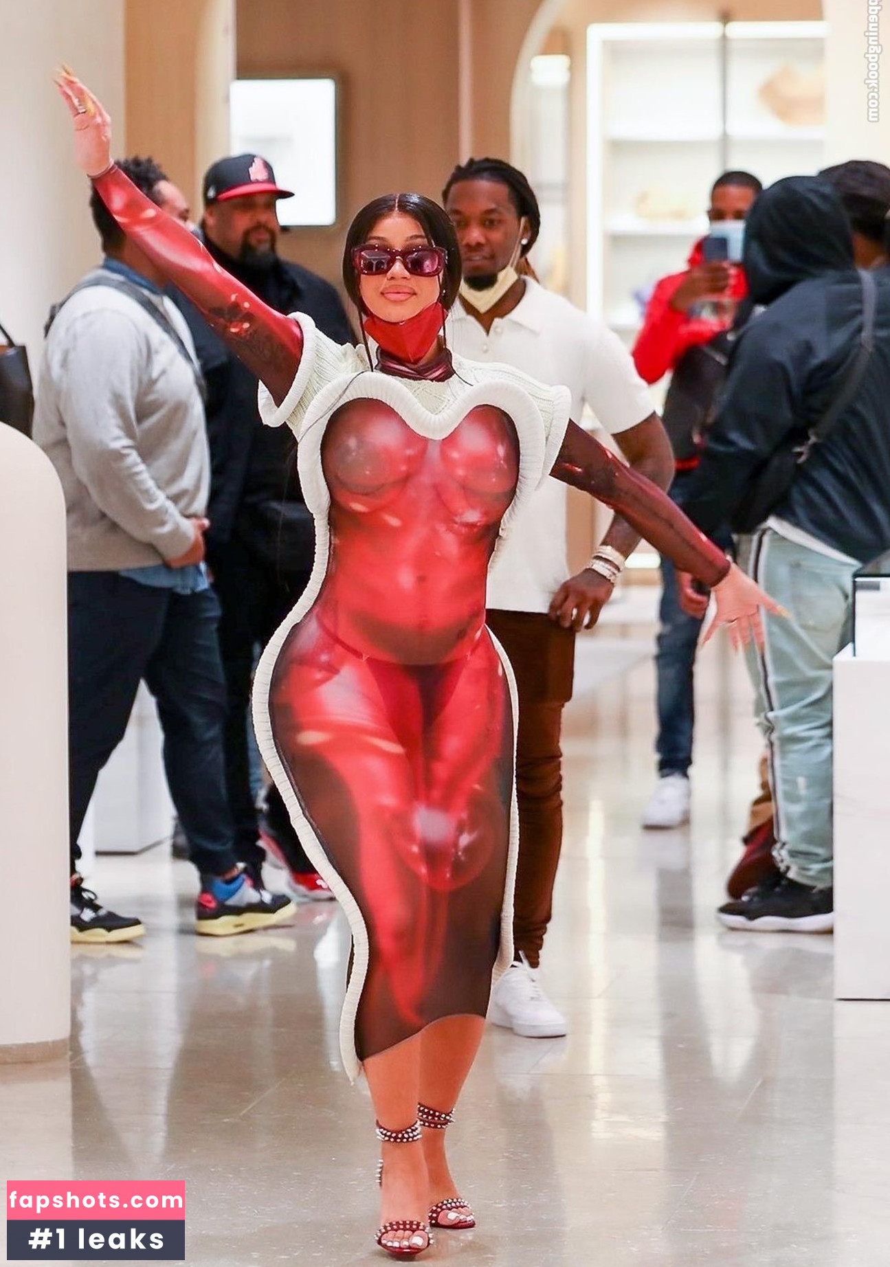 Cardi B gallery photo #492