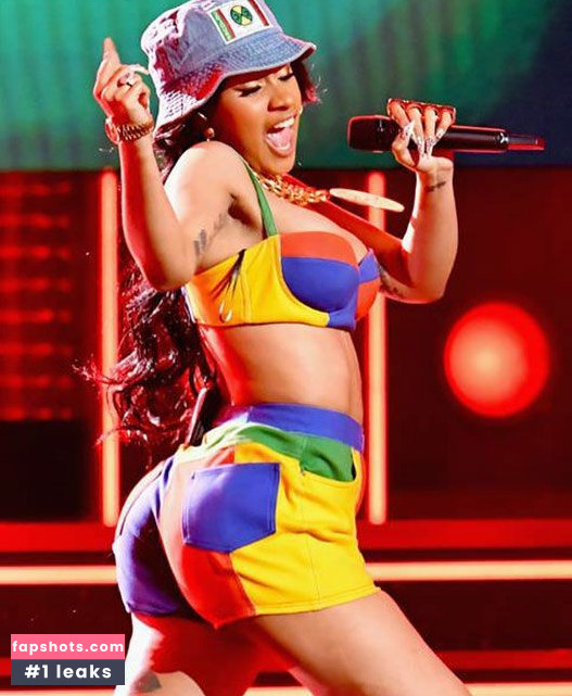 Cardi B gallery photo #496
