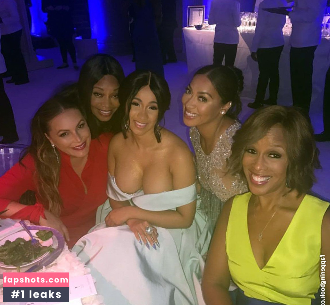 Cardi B gallery photo #506