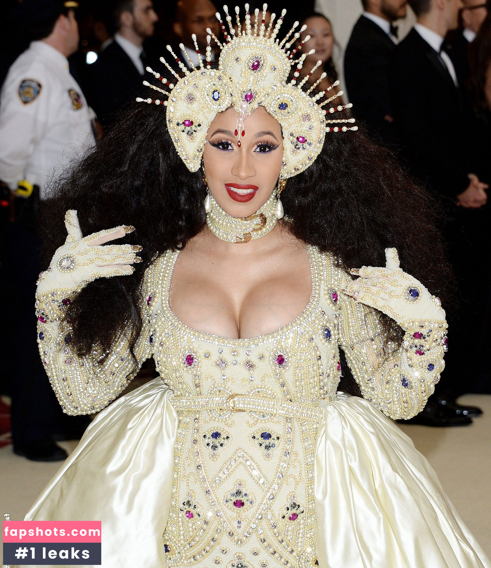 Cardi B gallery photo #511