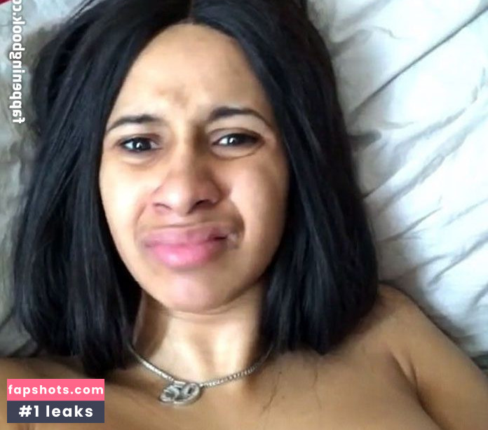 Cardi B gallery photo #569