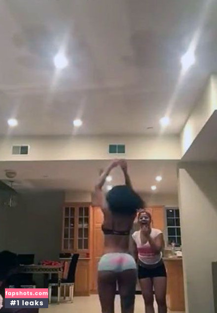 Cardi B gallery photo #600