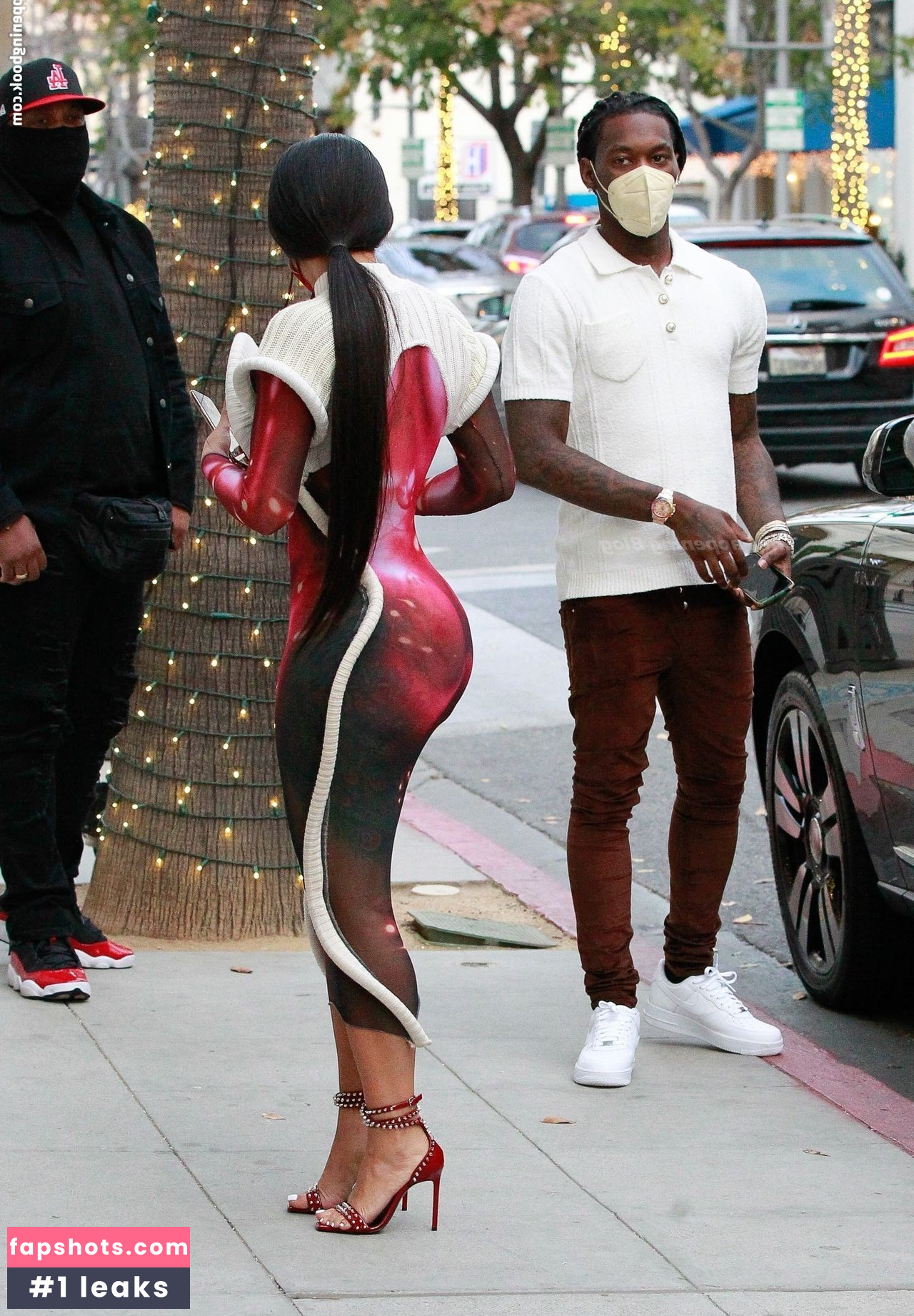 Cardi B gallery photo #685