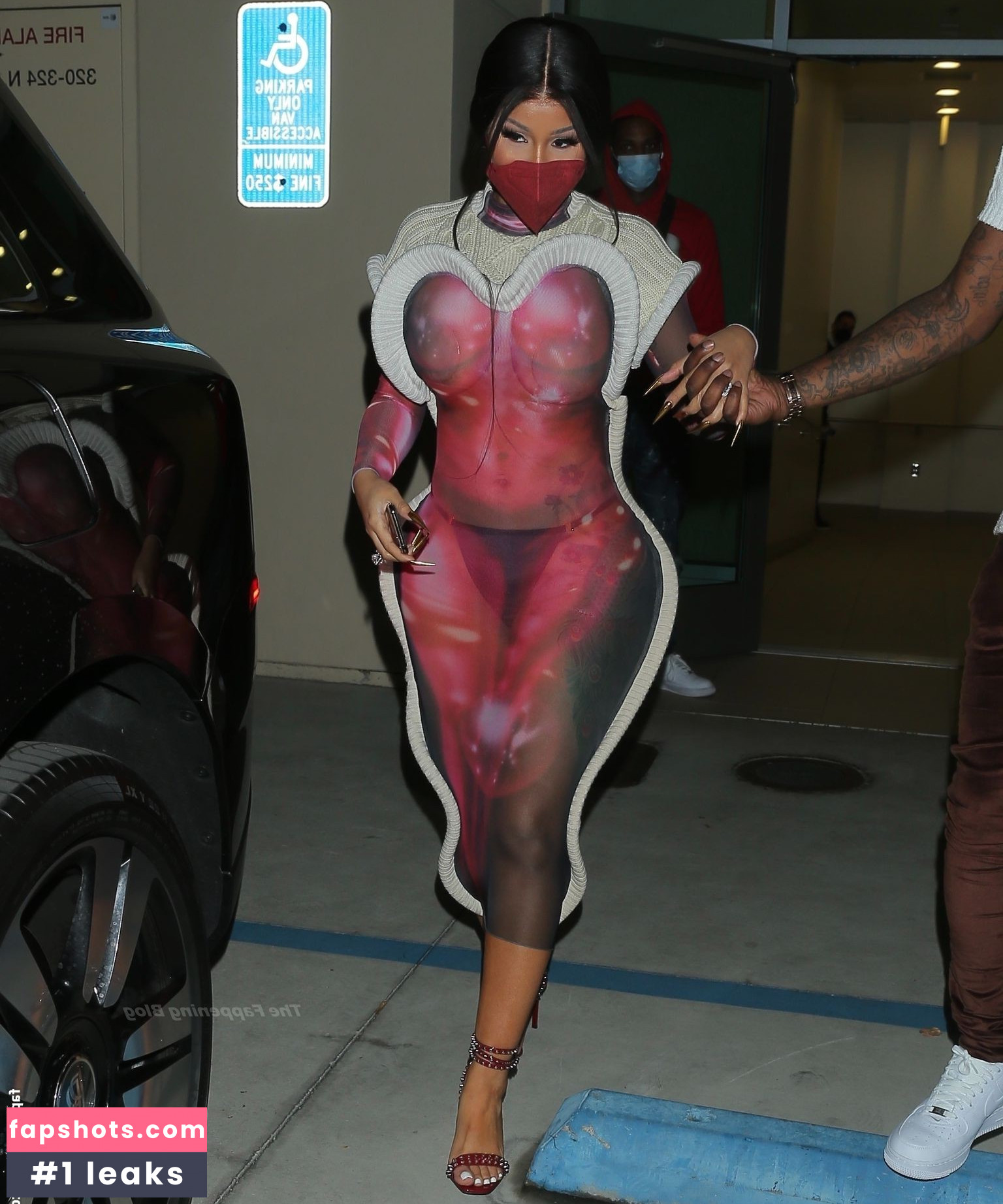 Cardi B gallery photo #697