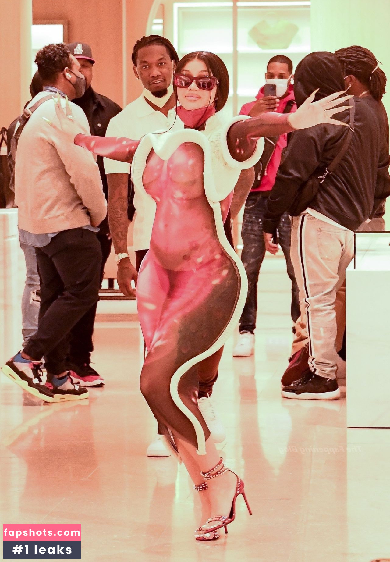 Cardi B gallery photo #714