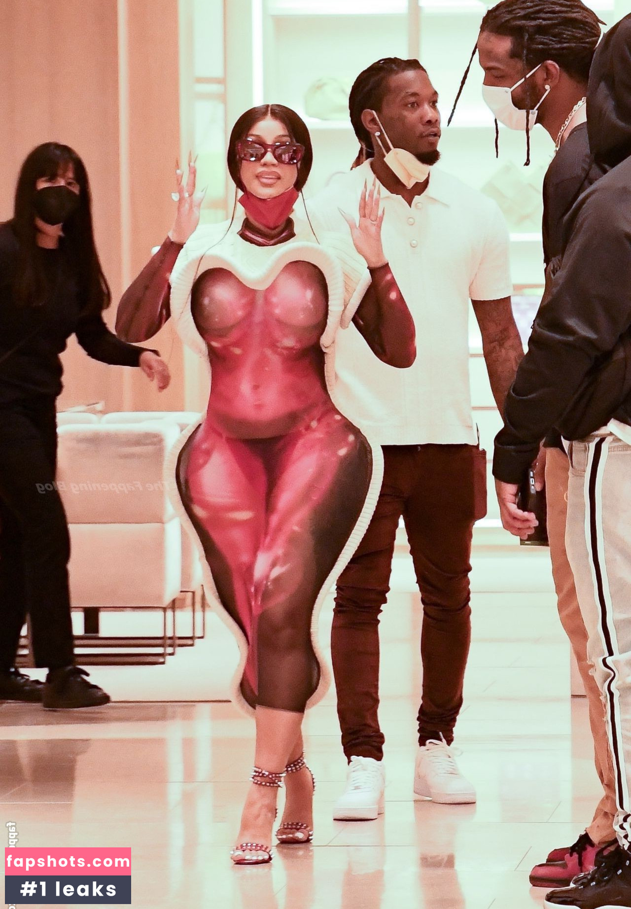 Cardi B gallery photo #724