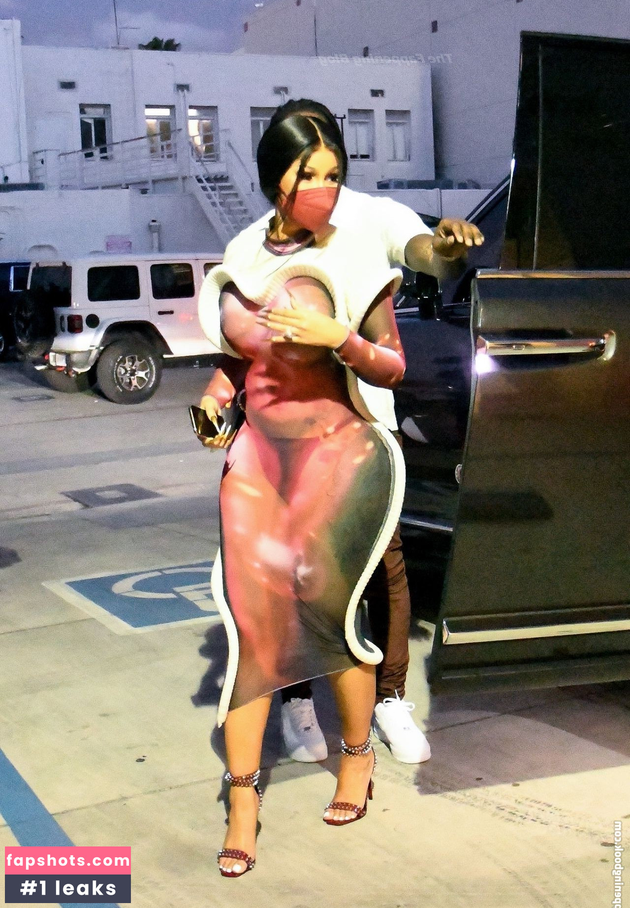 Cardi B gallery photo #725