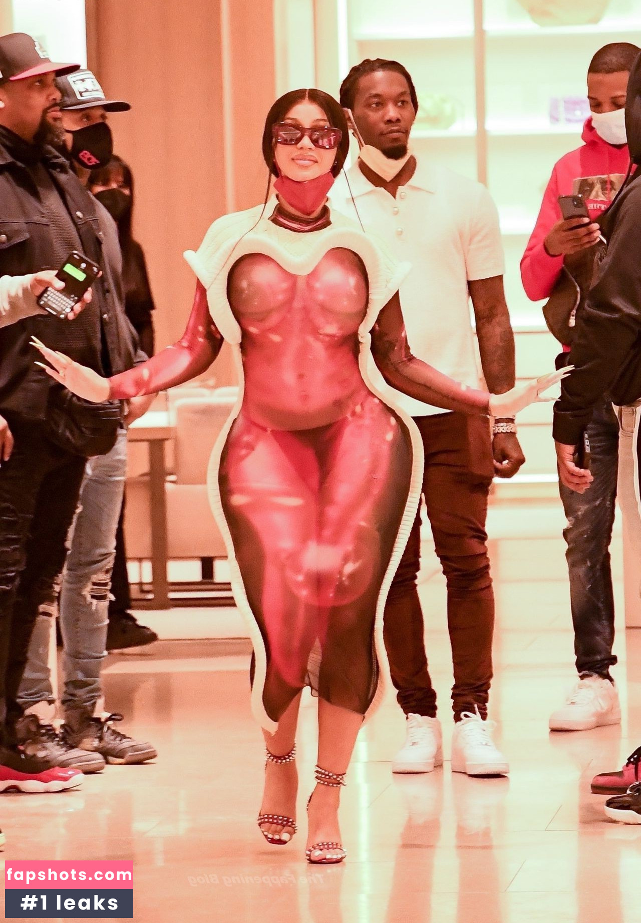 Cardi B gallery photo #733