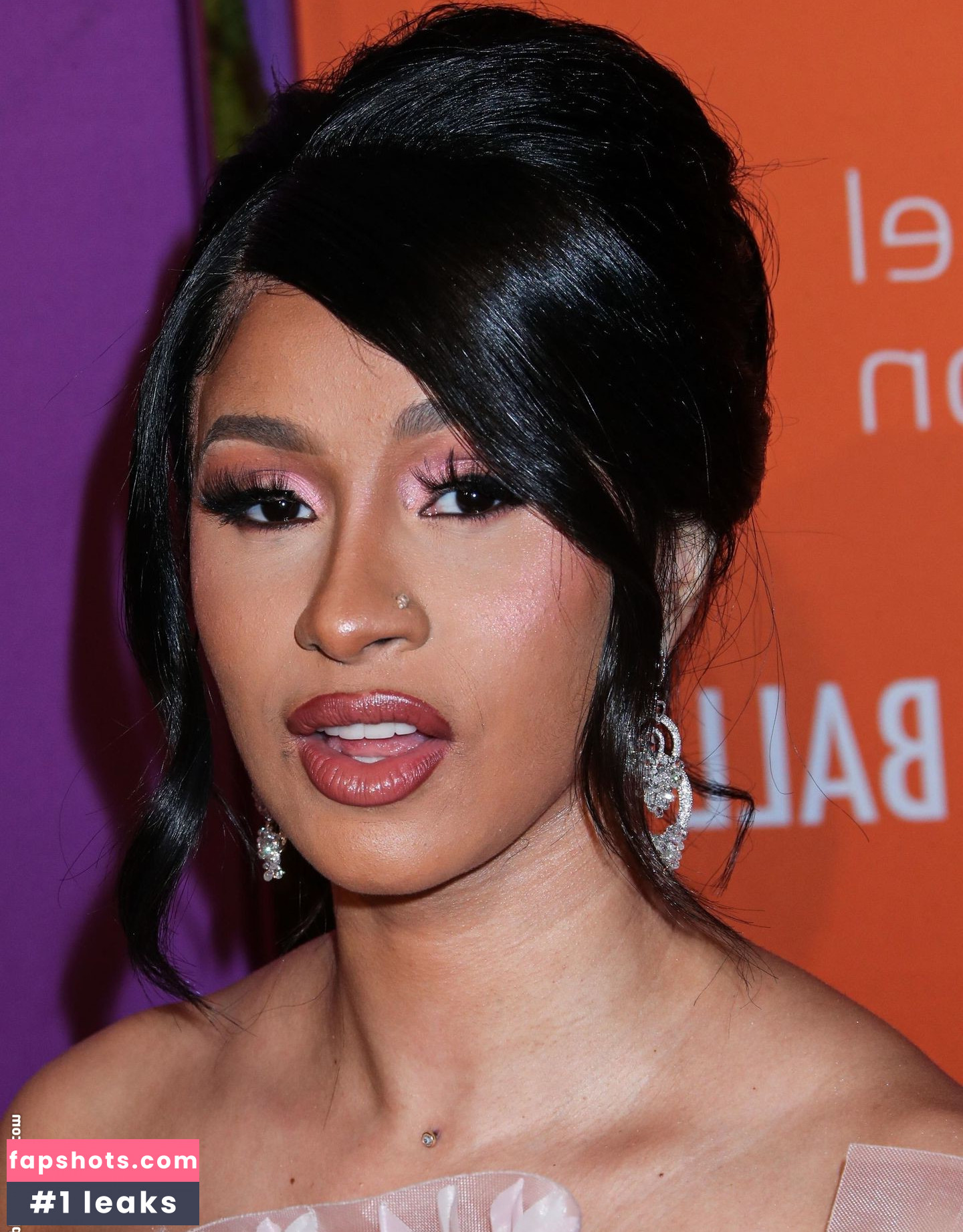 Cardi B Nahé úniky fotek pouze od fanoušků #930 - Fapshots