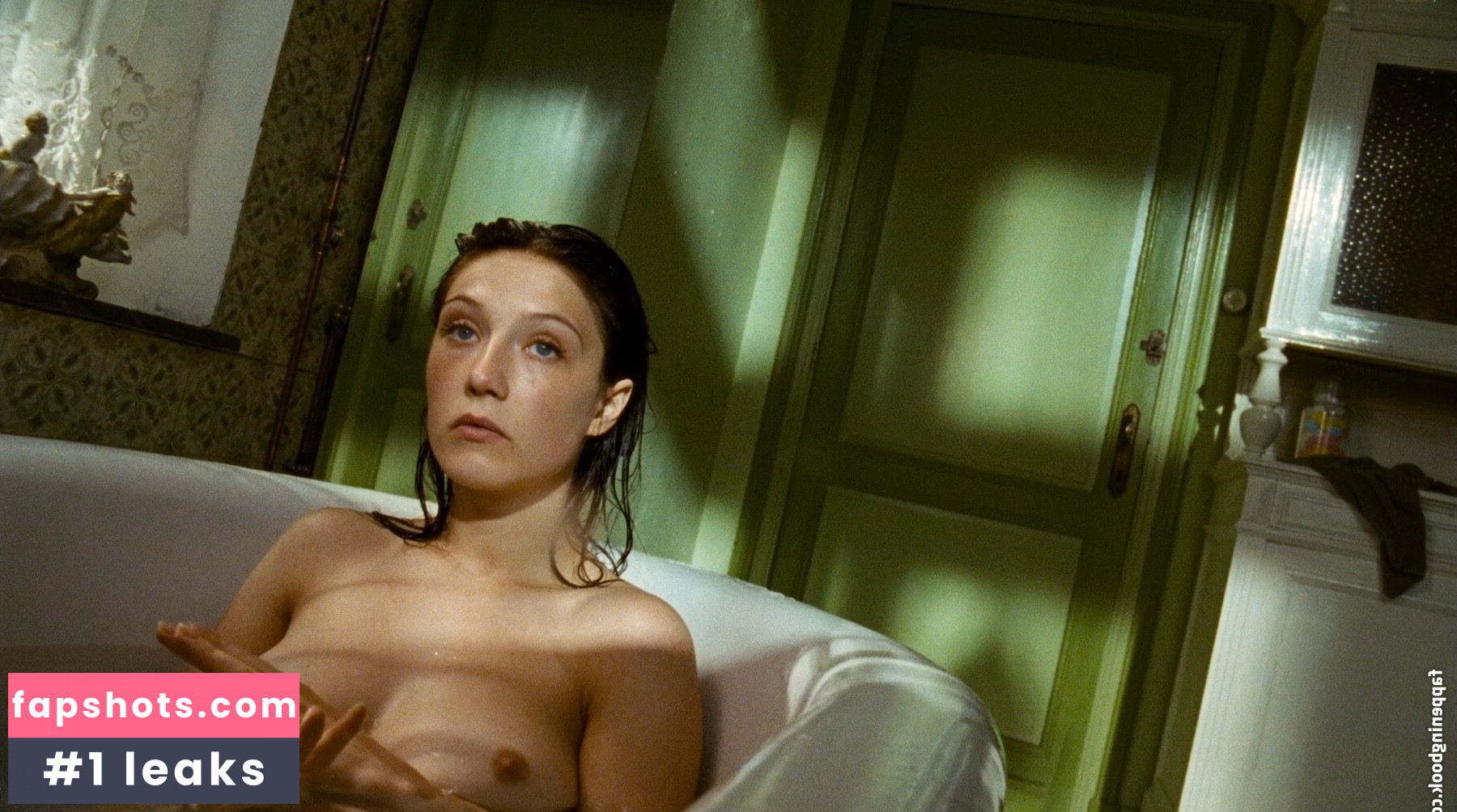 Carice van Houten gallery photo #13