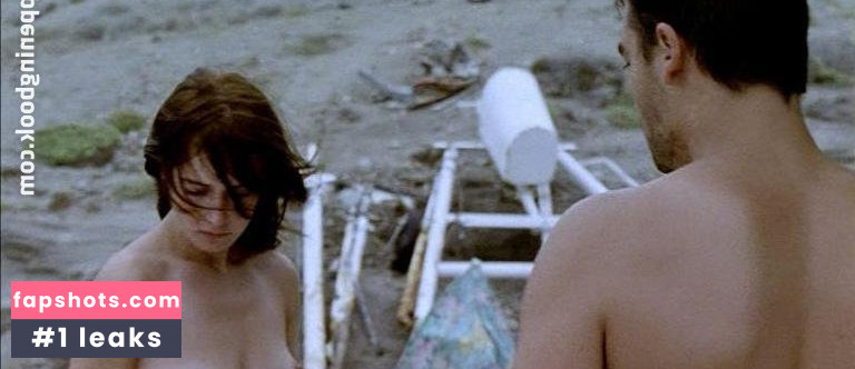 Carice van Houten gallery photo #68