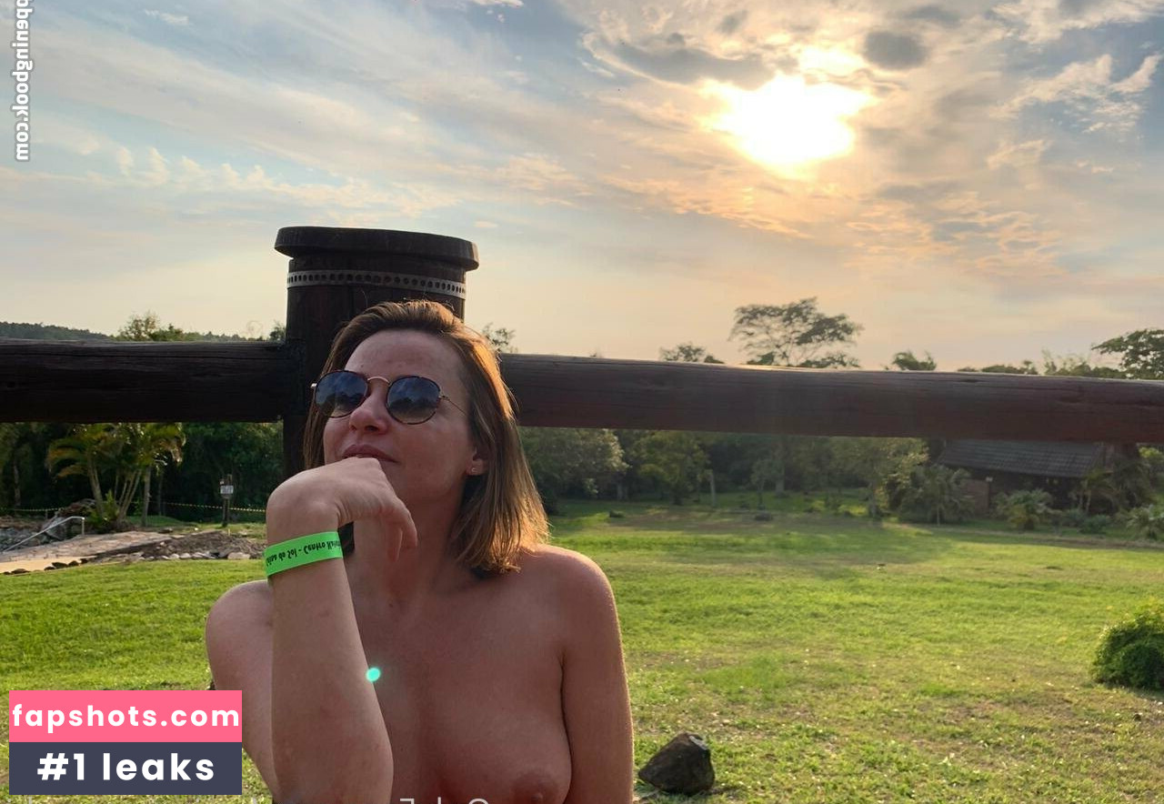 carinamoreschi gallery photo #16