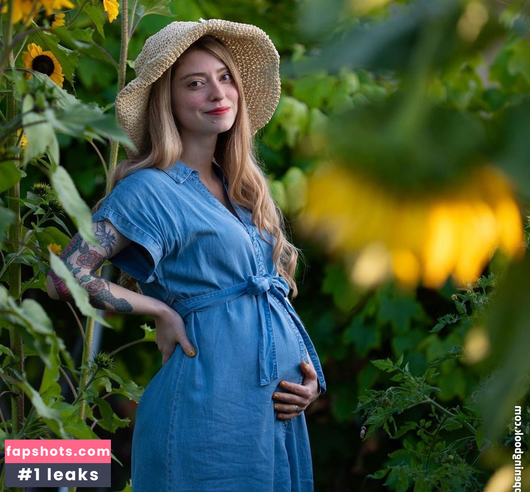 Caring Erin gallery photo #44