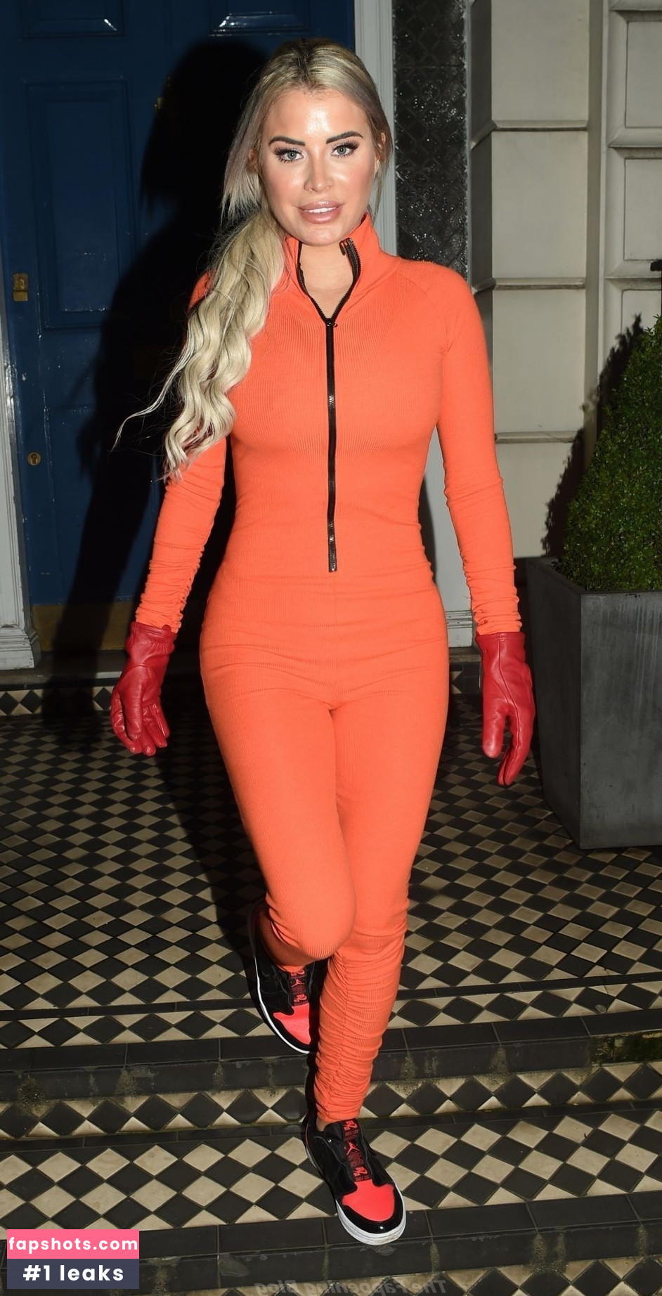 Carla Howe Nude Leaks OnlyFans Photos #115 - LeakJerk