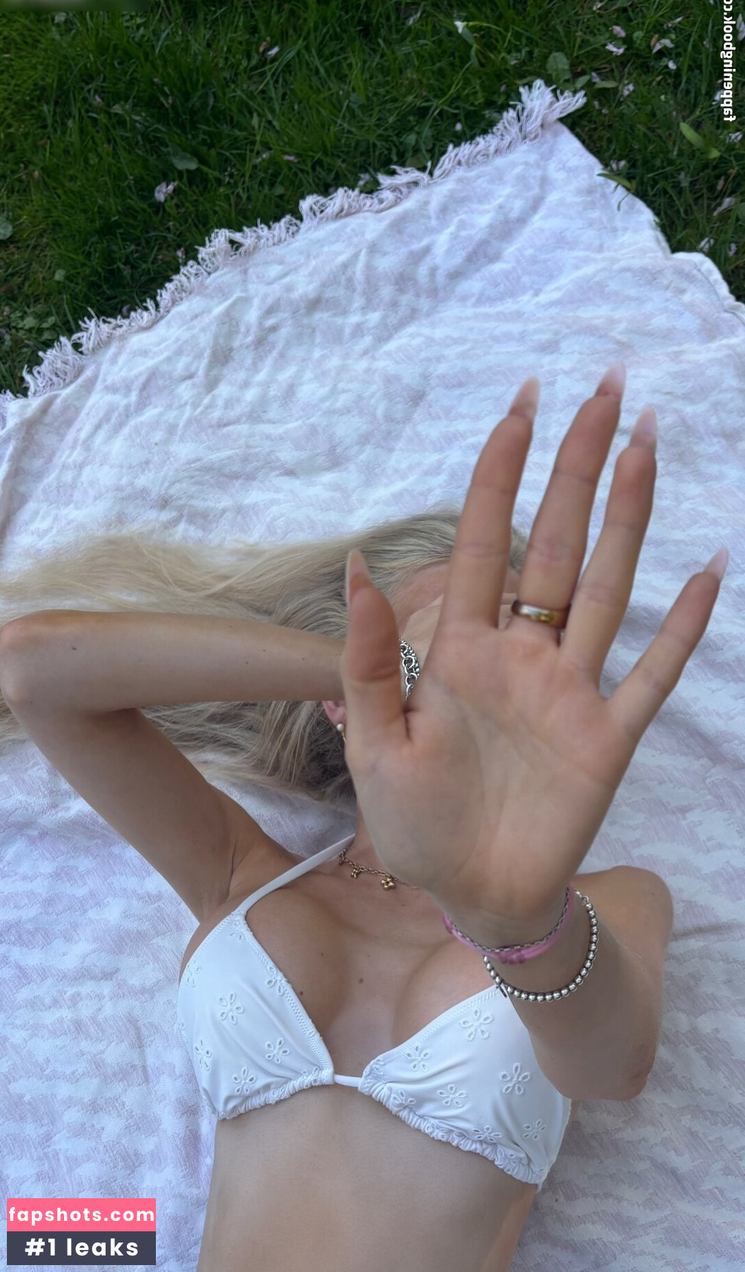 Carla Wiedbrauk Filtración Desnuda OnlyFans Foto #2 - Fapshots