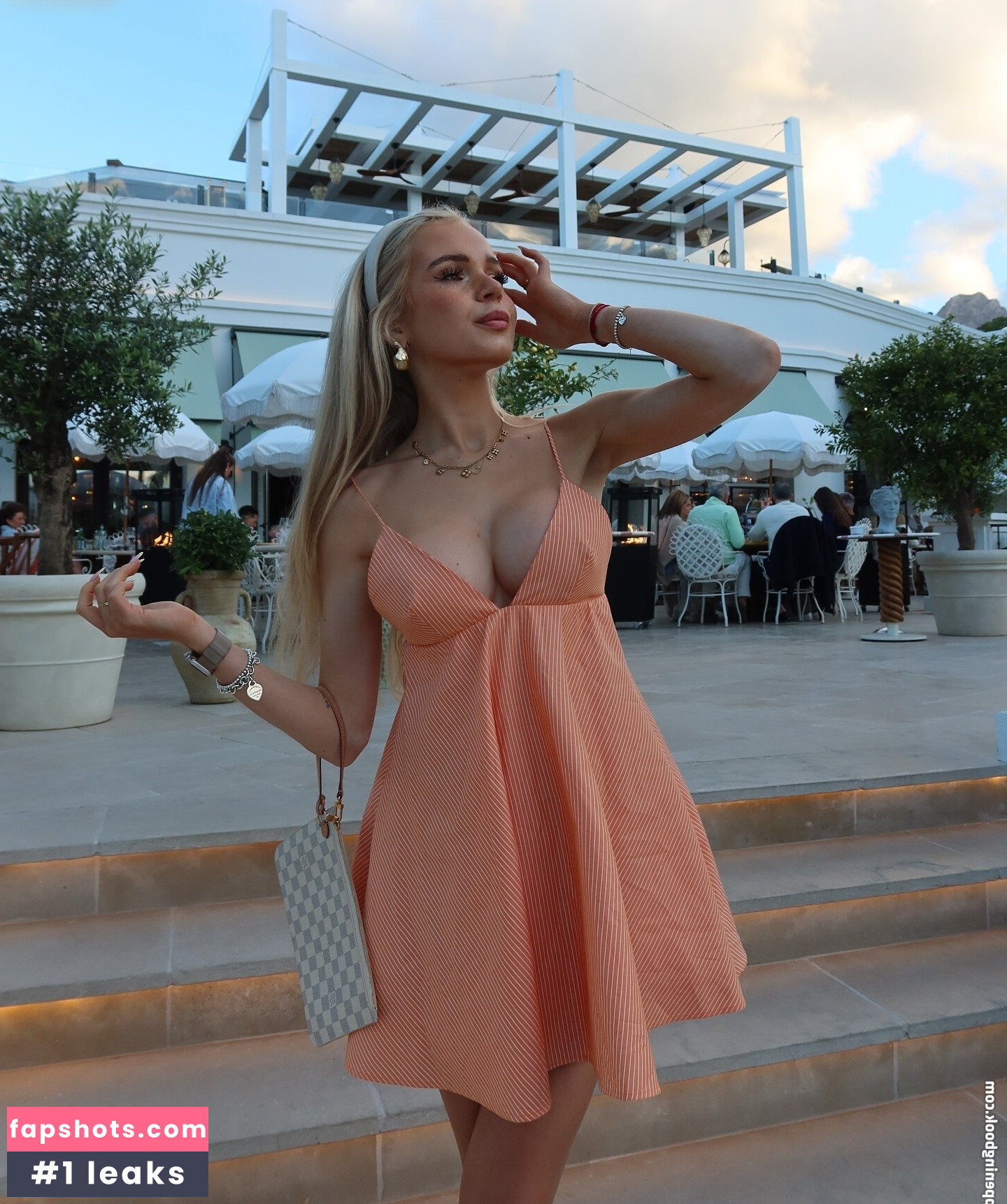 Carla Wiedbrauk Filtración Desnuda OnlyFans Foto #3 - Fapshots