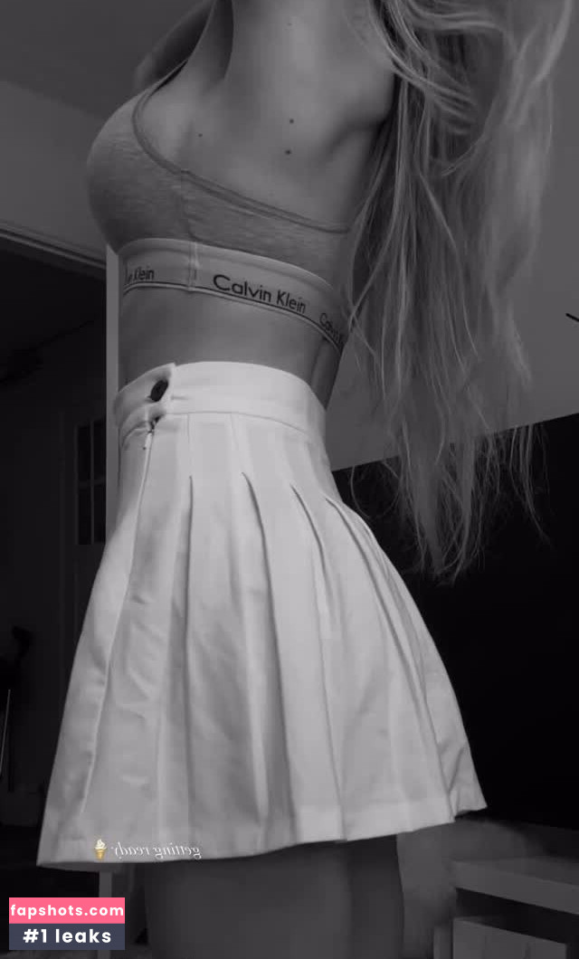 Carla Wiedbrauk Filtración Desnuda OnlyFans Foto #23 - Fapshots