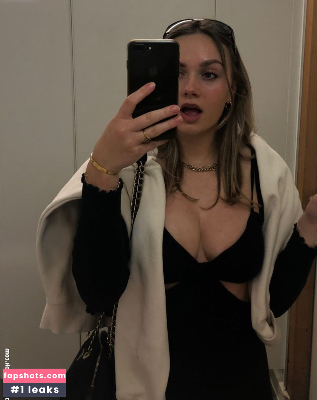 carlaaxsophie | Carla Sophie Schell gallery photo #2