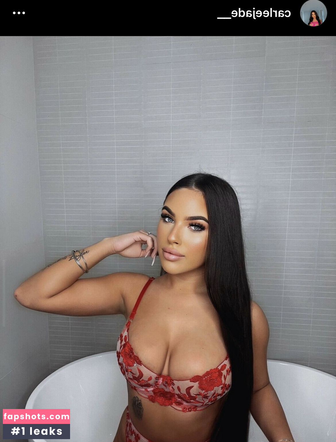 CarleeJadee nude babe gallery