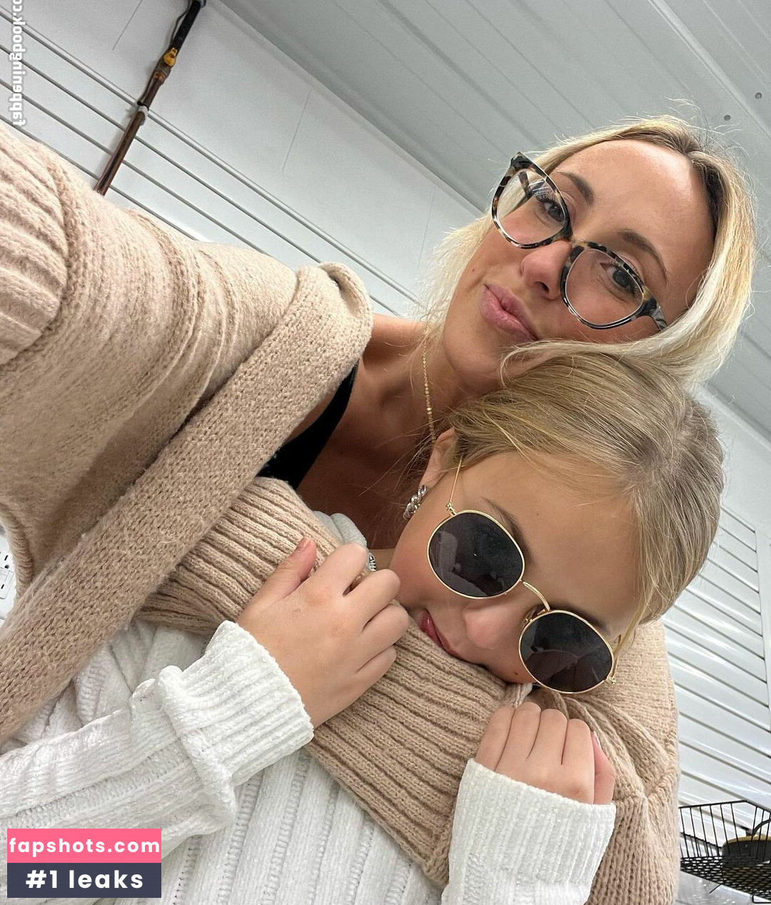 Carley Sanfilippo gallery photo #17