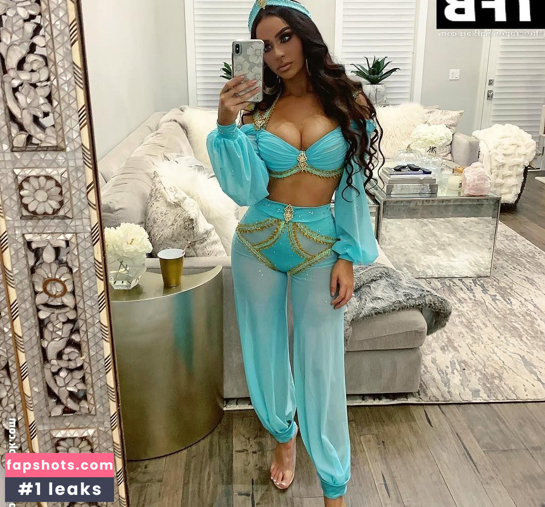 Carli Bybel Filtración Desnuda OnlyFans Foto #33 - Fapshots