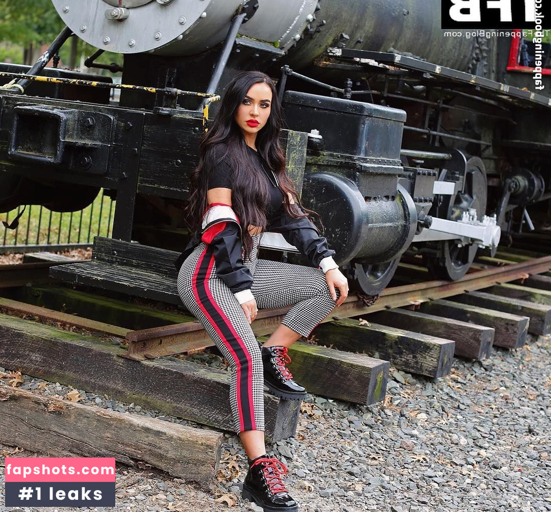 Carli Bybel Filtración Desnuda OnlyFans Foto #50 - Fapshots