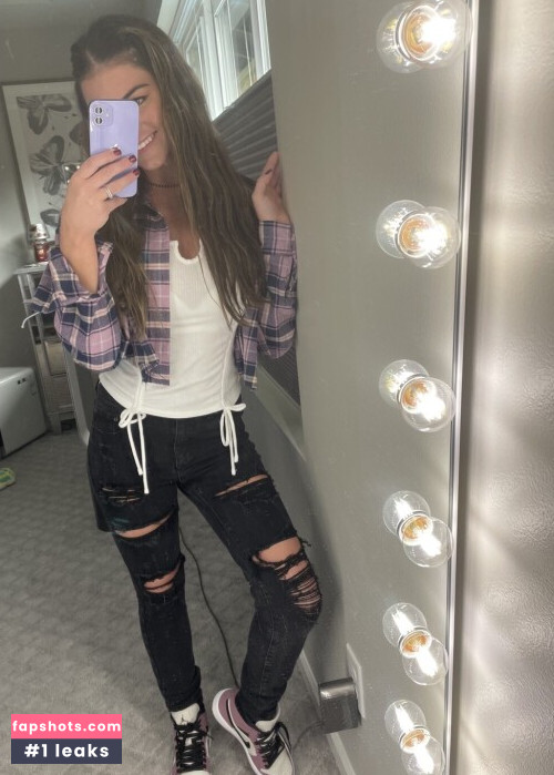 Carlie Jo gallery photo #299