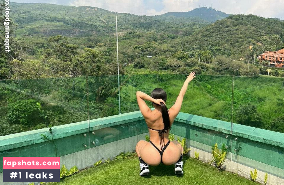 Carlita Silvestre gallery photo #3