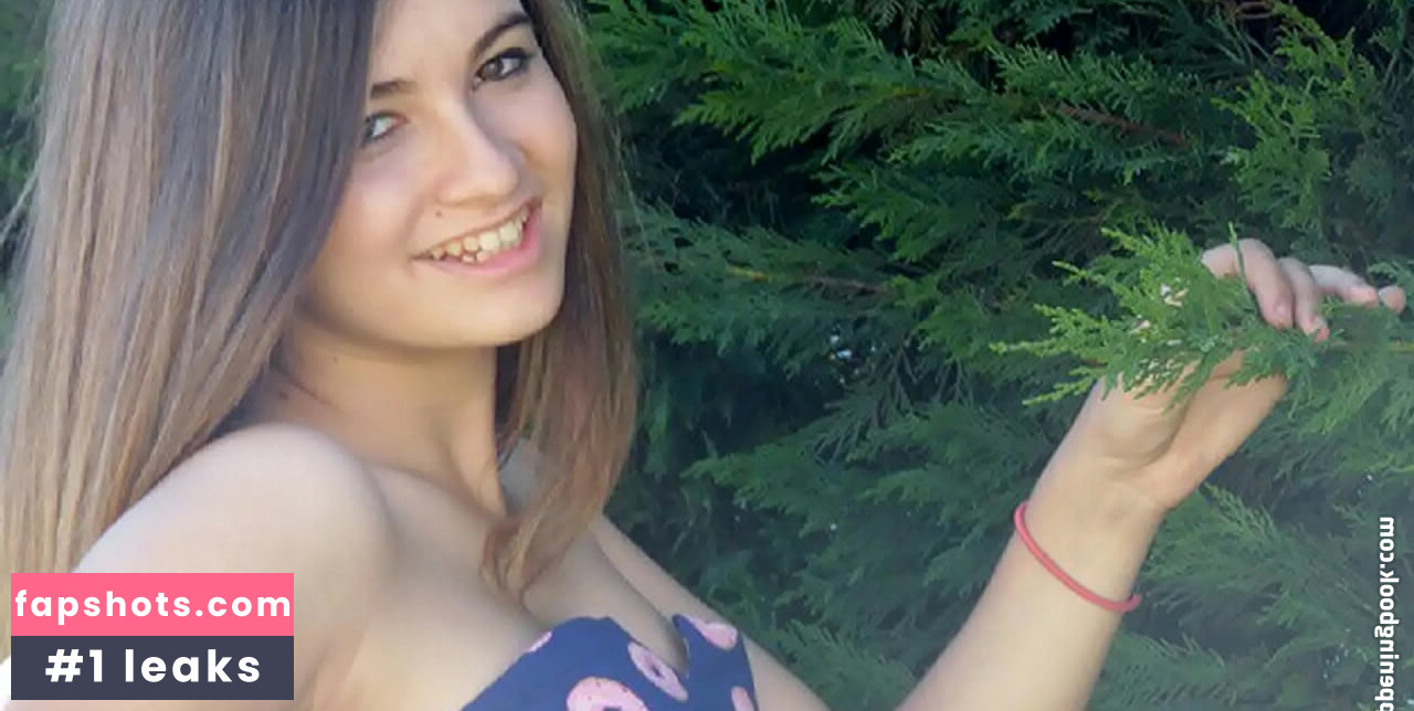 Carlota Boza gallery photo #3