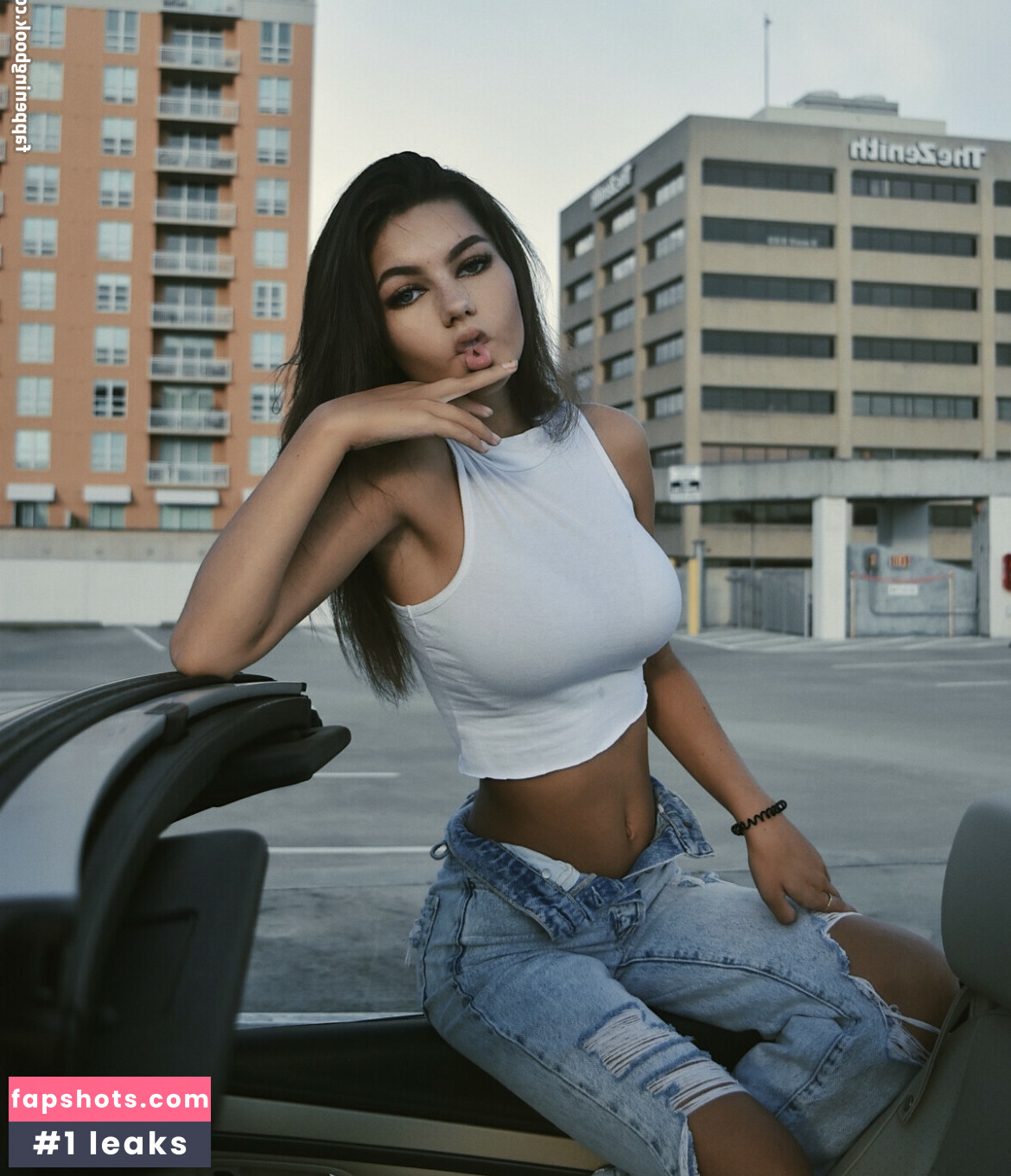 Carly.jb Filtración Desnuda OnlyFans Foto #18 - Fapshots