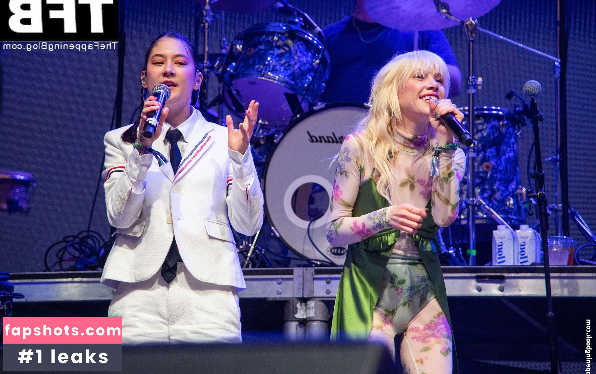 Carly Rae Jepsen gallery photo #31